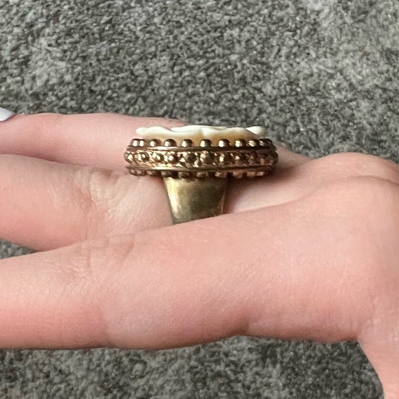 FLOWER STATEMENT RING - Picture 2 of 2